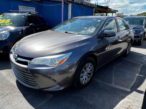 #30 2017 Toyota Camry LE