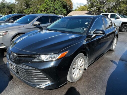 #07 2018 Toyota Camry LE