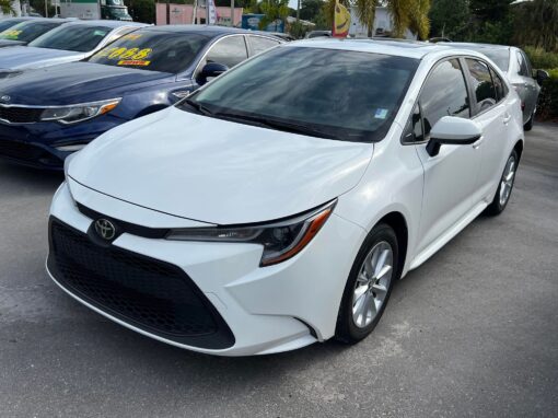 #23 2020 Toyota Corolla LE