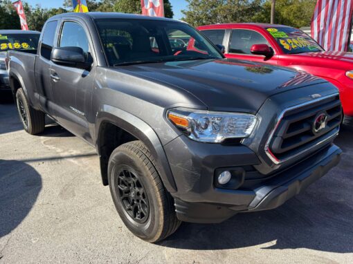 #43 2022 Toyota Tacoma SR5 V6