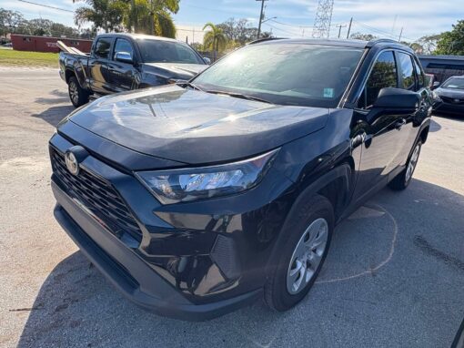 #58 2021 Toyota RAV4 LE