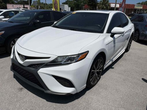 2018 Toyota Camry SE