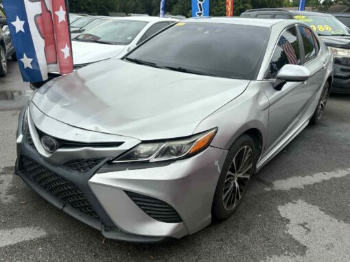 2019 Toyota Camry SE