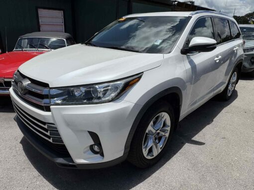 #22 2019 Toyota Highlander Limited
