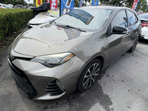 #79 2017 Toyota Corolla L 709750